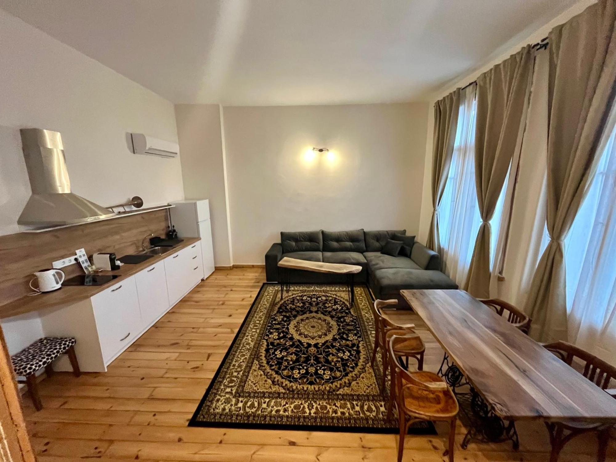Skyler Vintage Apartments Пловдив Экстерьер фото
