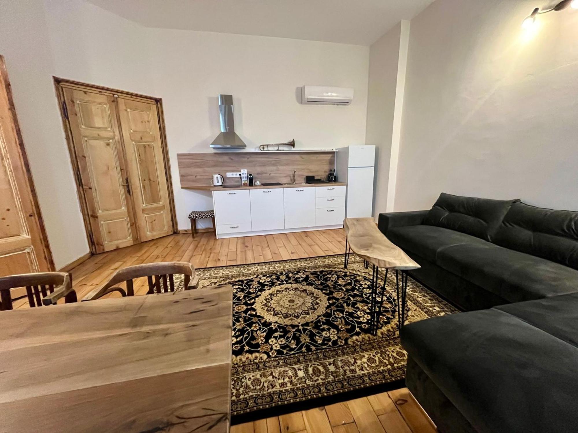 Skyler Vintage Apartments Пловдив Экстерьер фото