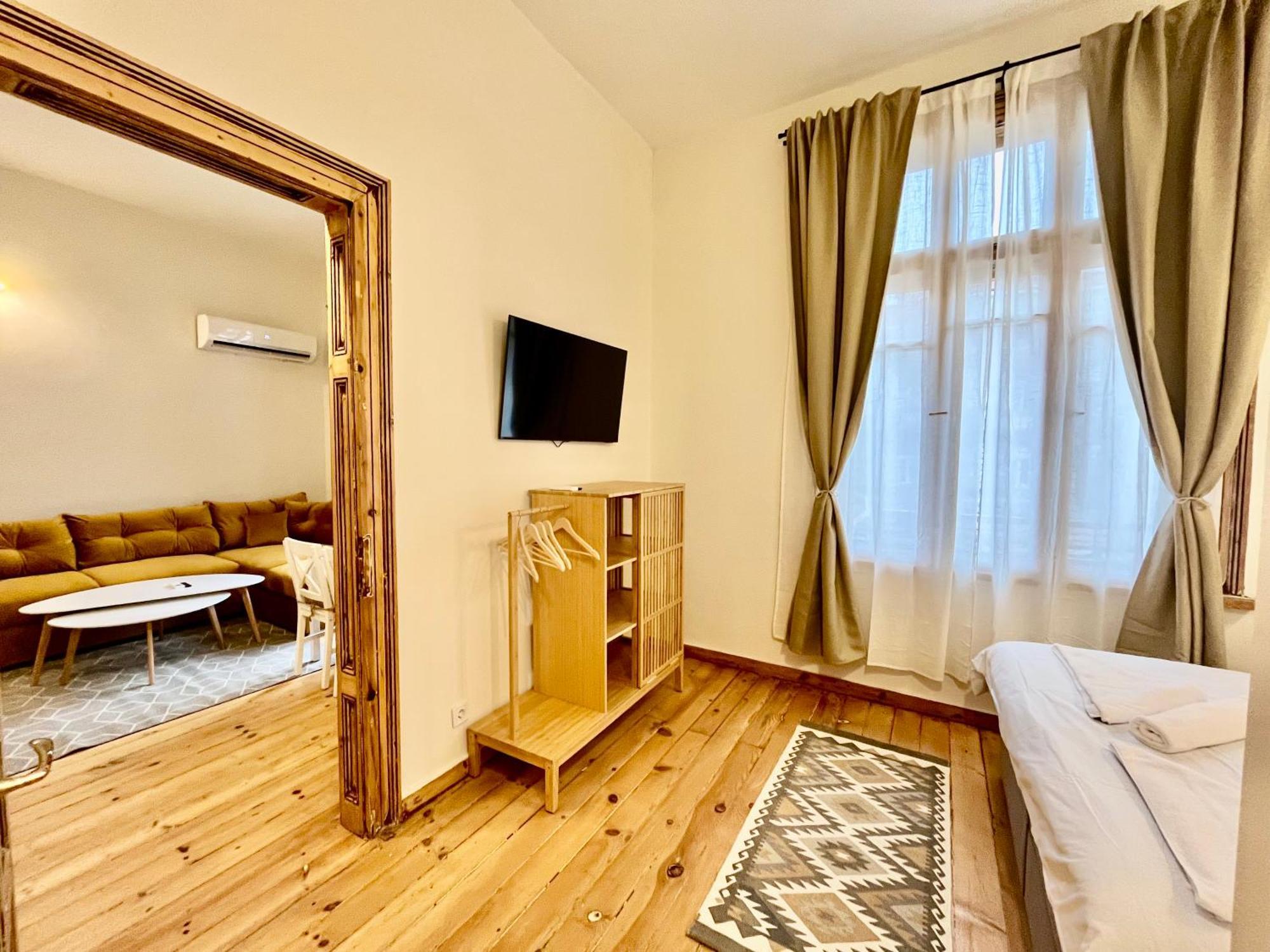 Skyler Vintage Apartments Пловдив Экстерьер фото